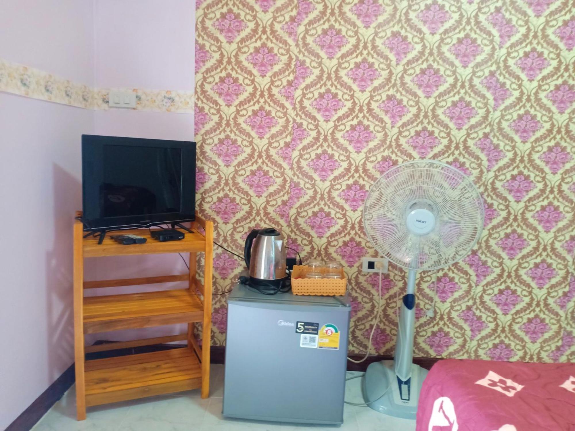 Win Gray Homestay Resort Pathiu Værelse billede
