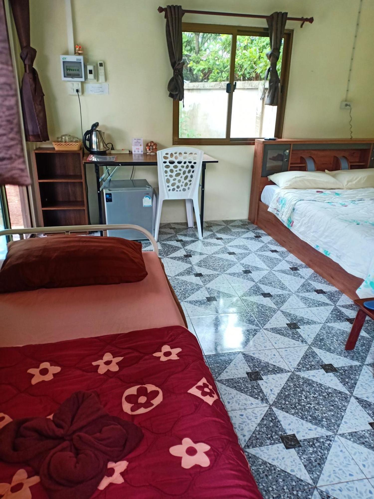 Win Gray Homestay Resort Pathiu Værelse billede